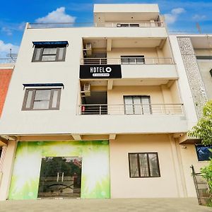 Hotel O Sector 17 Road Pratapnagar