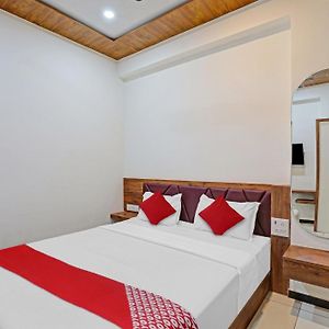 Hotel O Royal Raj